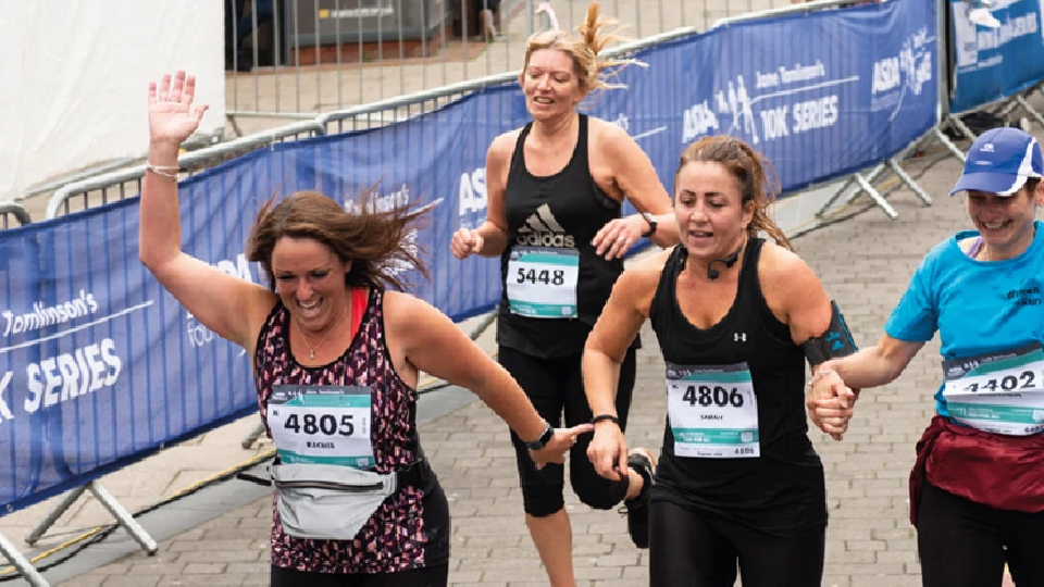 /images/2023/02/bury-10-mile-runners.jpg