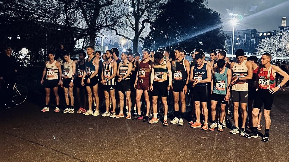 /images/2023/02/friday-night-under-the-lights-elite-mens-race-start-2023.jpg