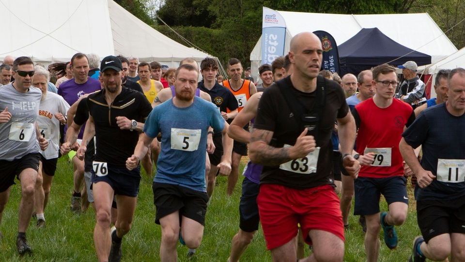 /images/2023/02/neilston-pad-race-copy.jpg