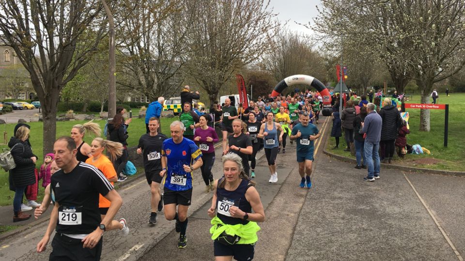 /images/2023/04/edited-frenchay-10k-18-04-2023-780822.jpg