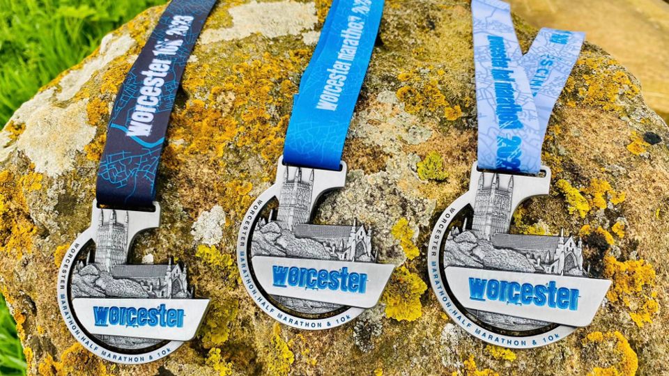/images/2023/05/edited-worcester-mara-half-10k-medals-22-05-2023-796121.jpg