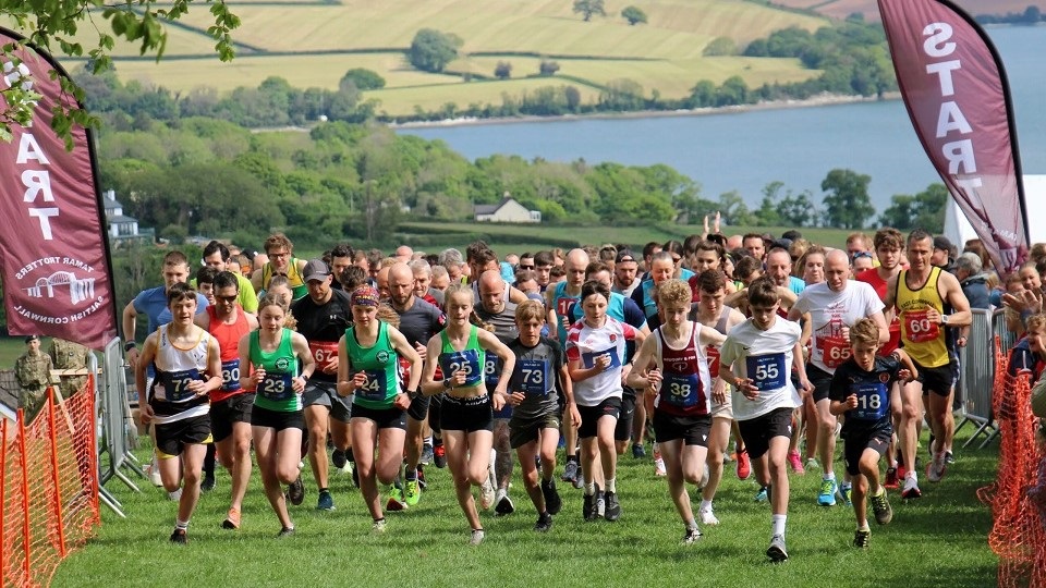 /images/2023/05/saltash-half-marathon-start-2022.jpg