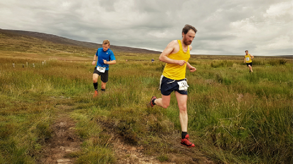 /images/2023/06/cairn-table-hill-race-copy.jpg