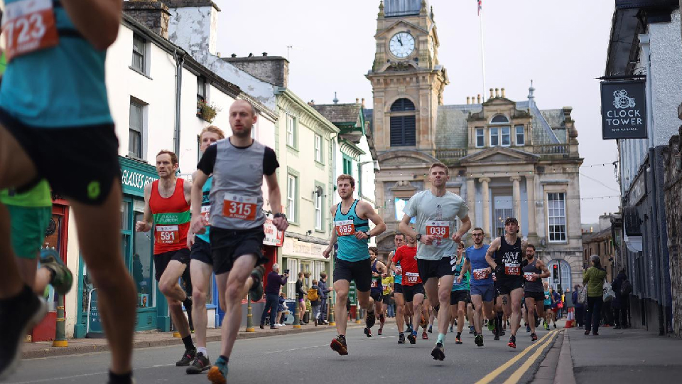 Kendal Mountain Festival 10K Runners
