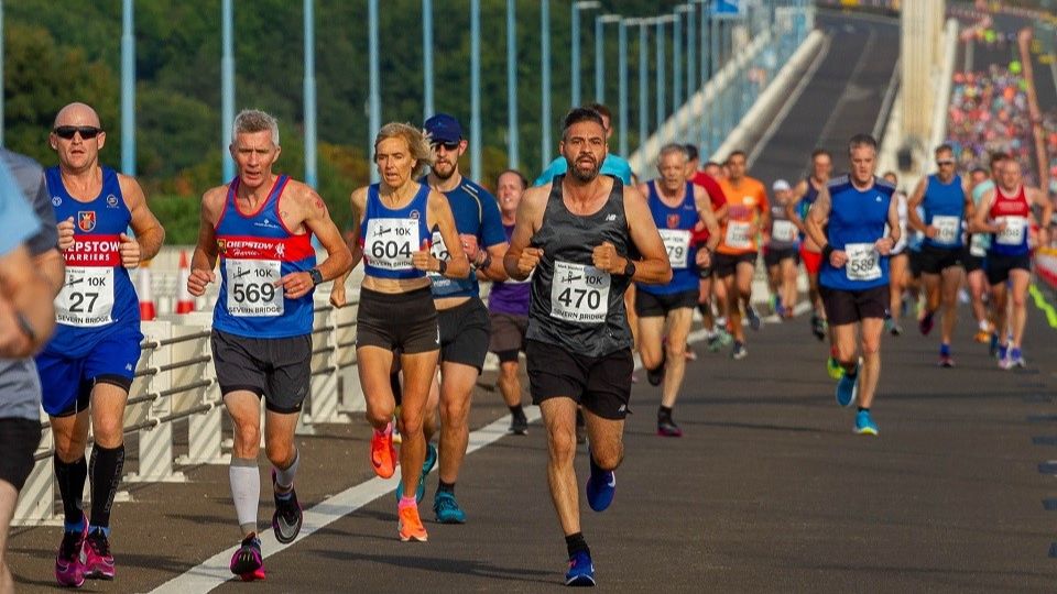 /images/2023/08/severn-bridge-10k-and-half-marathon-2022-809217.jpg