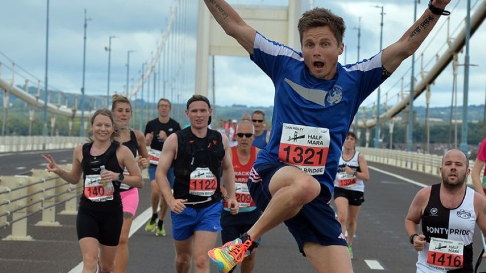 /images/2023/08/severn-bridge-half-marathon-2023.jpg