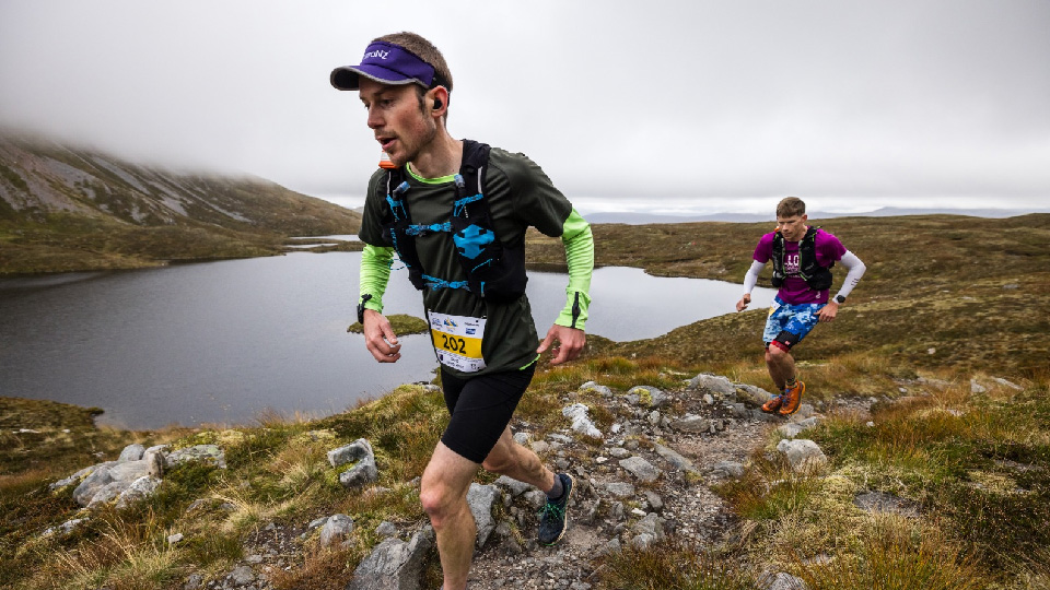 /images/2023/09/salomon-skyline-copy.jpg