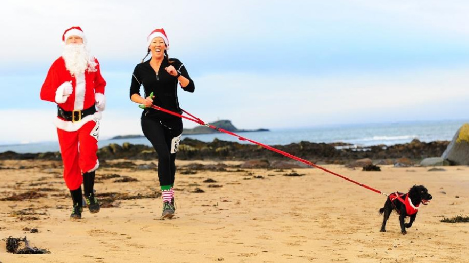 /images/2023/10/north-berwick-santa-copy.jpg