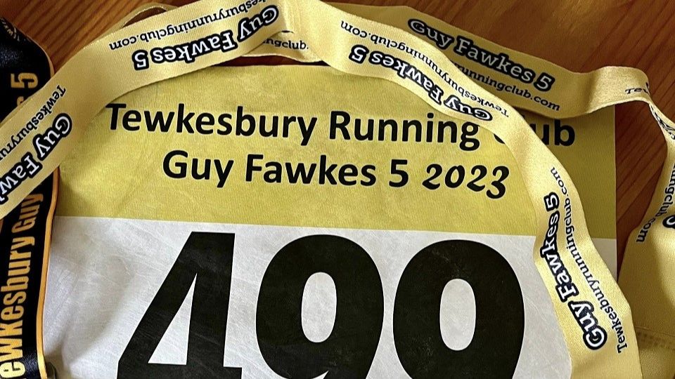 /images/2023/11/guy-fawkes-5-tewkesbury-2023-296203.jpg