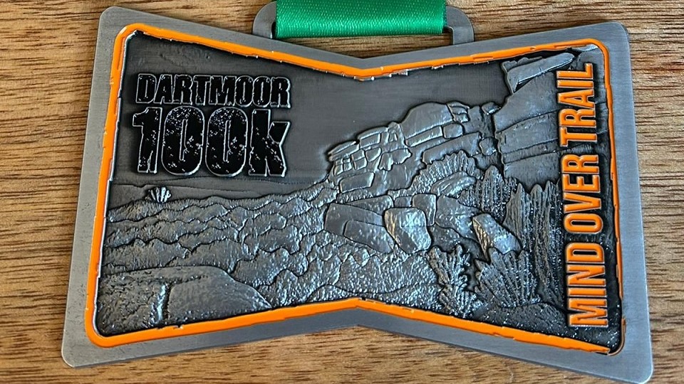 /images/2023/12/dartmoor-100k-medal-2023.jpg