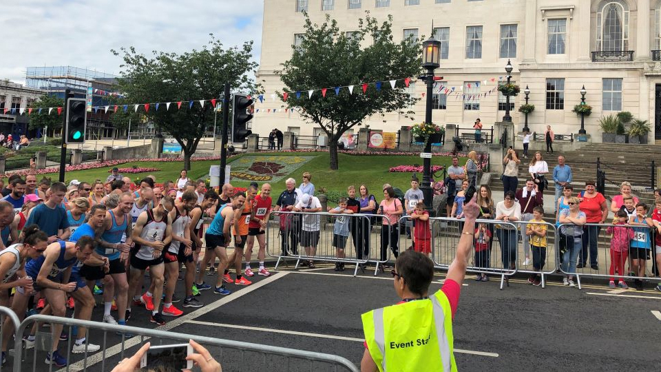 /images/2024/02/barnsley-10k-copy.jpg