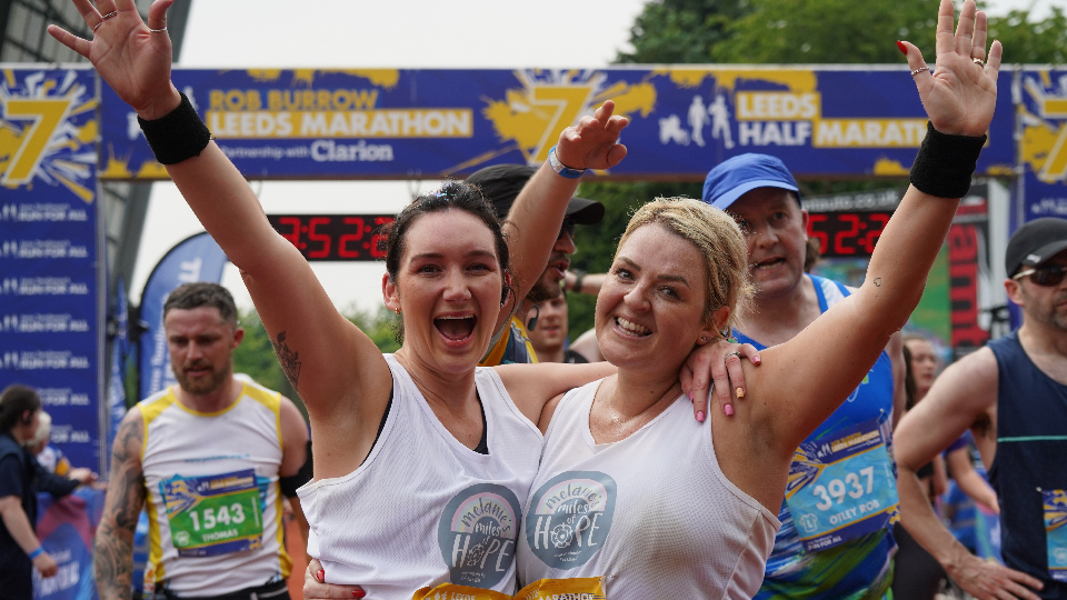 /images/2024/05/leeds-marathon.jpg
