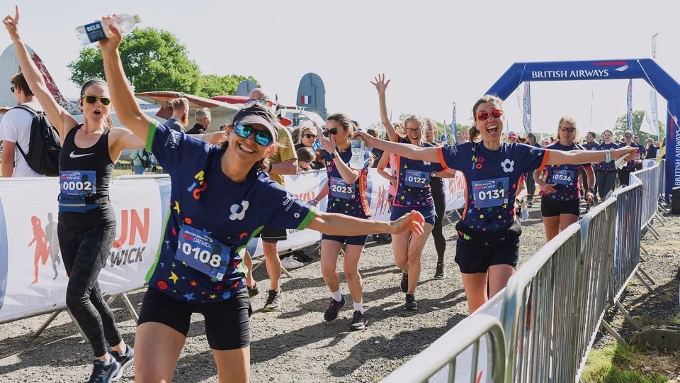 /images/2024/05/run-gatwick-10k.jpg
