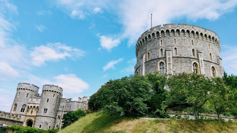 /images/2024/05/windsor-castle-by-uk-ekiden.jpg