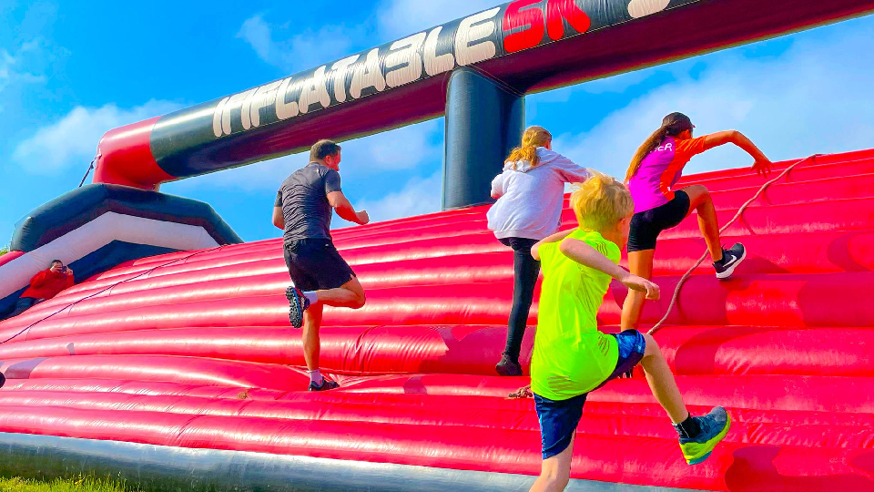 /images/2024/06/inflatable-5k-copy.jpg