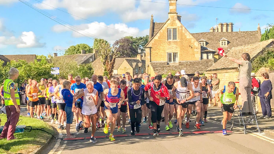 /images/2024/09/bourton-half-copy.jpg