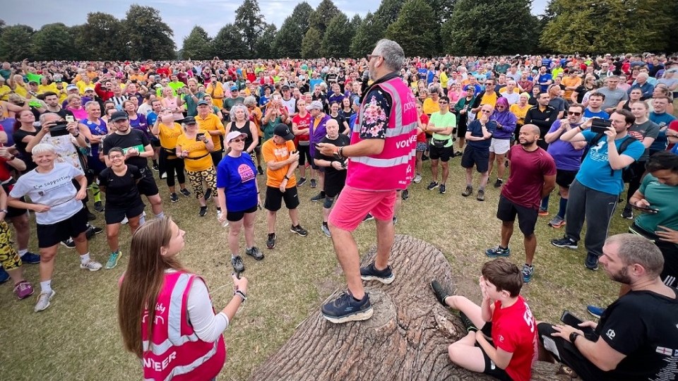/images/2024/09/bushy-1000th-parkrun-first-timers-briefing.jpg