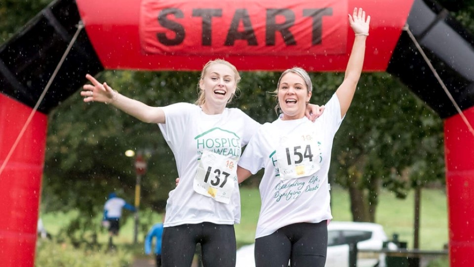 /images/2024/09/hospice-in-the-weald-10k-celebration.jpg