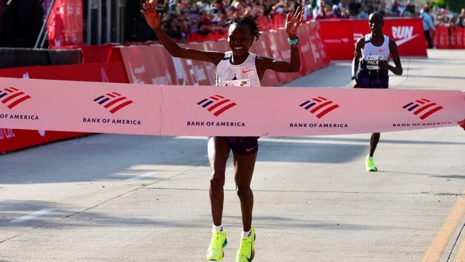 Ruth Chepngetich world record Chicago Marathon 2024