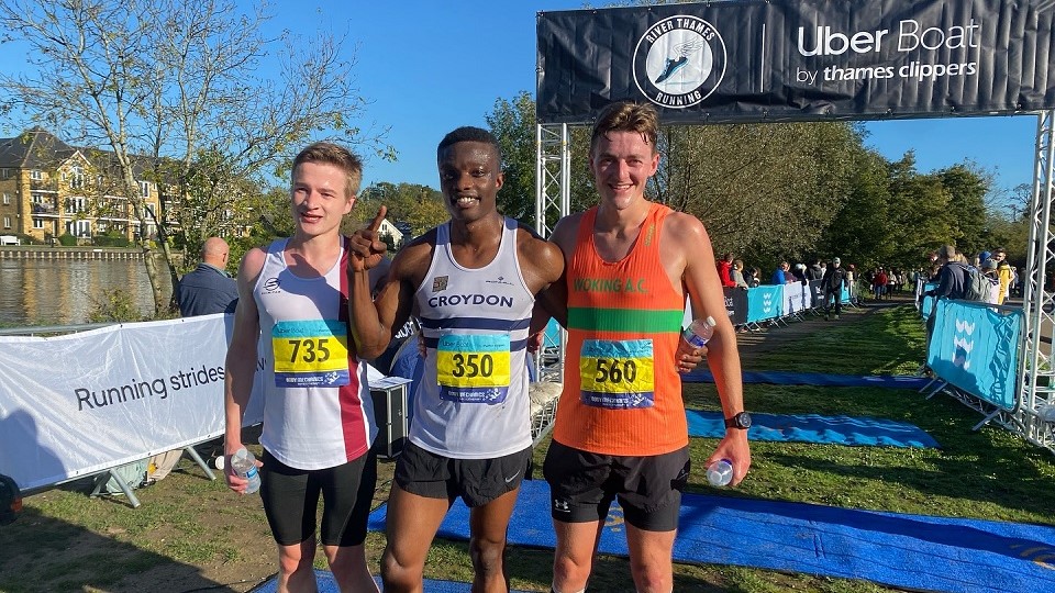 /images/2024/10/river-thames-half-marathon-2024-mens-podium.jpg