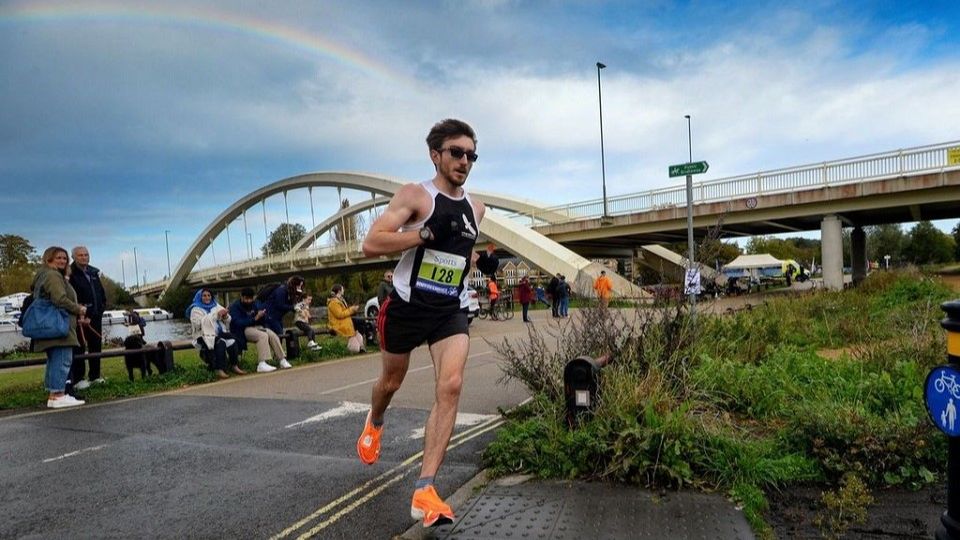 /images/2024/10/river-thames-half-marathon-703855.jpg