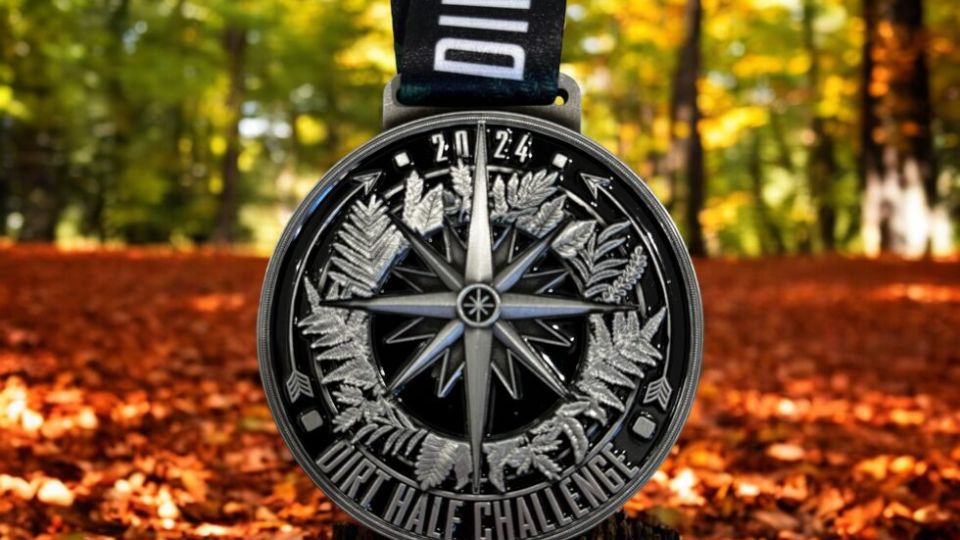 Dirt Half medal 2024