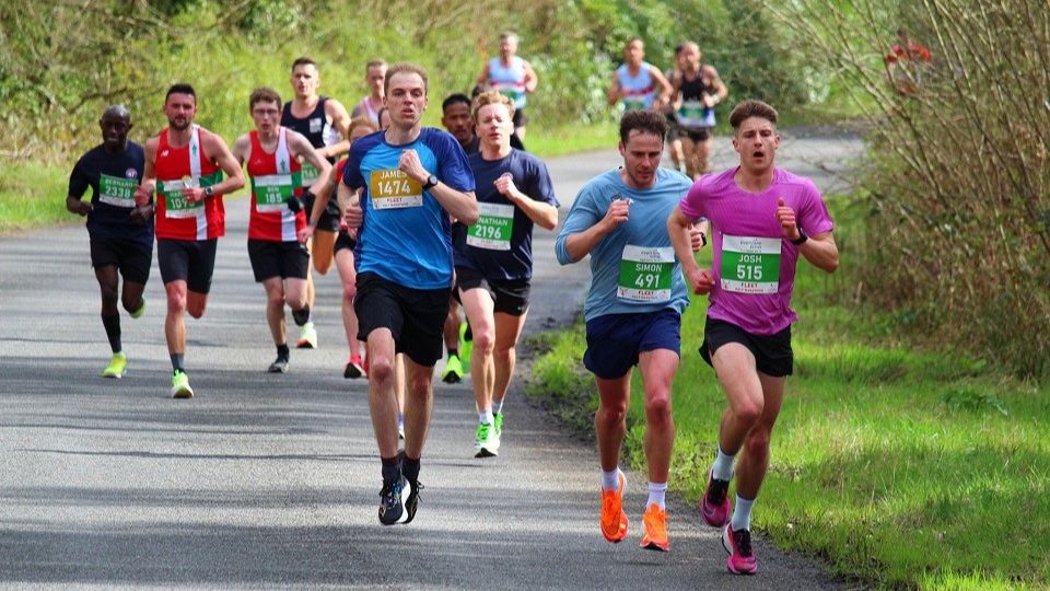 /images/2024/11/fleet-half-marathon-for-preview-2025-035139.jpg