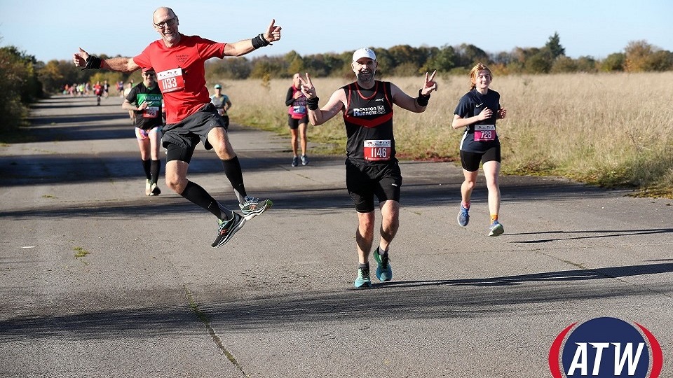 /images/2024/11/remembrance-runs-essex-photo-by-mark-easton.jpg