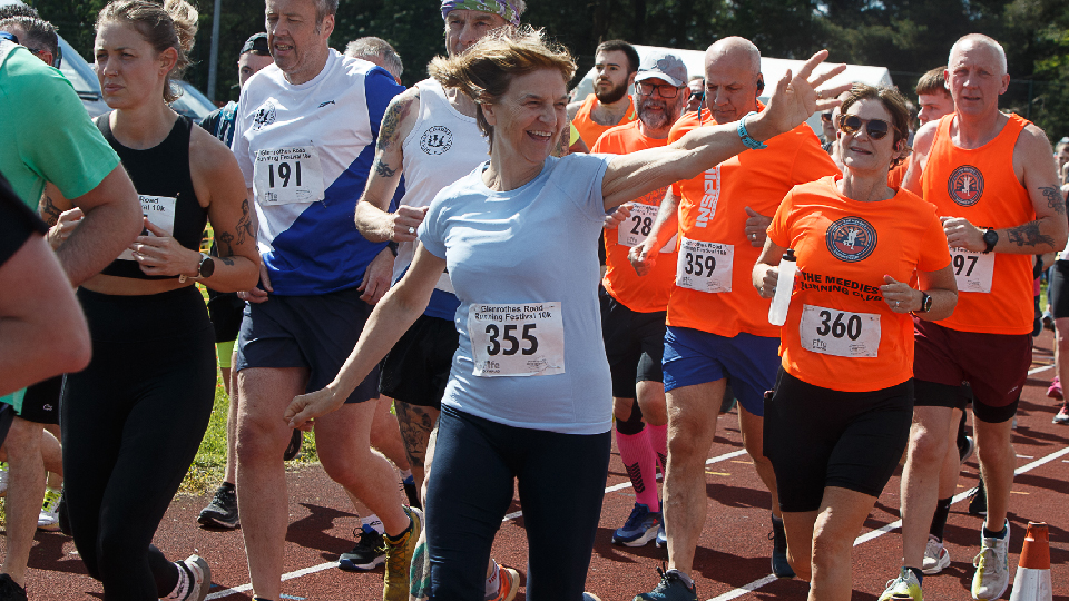 /images/2024/12/glenrothes-runners-copy.jpg