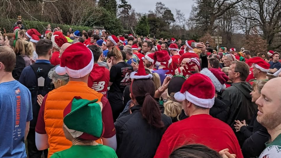 /images/2024/12/parkrun-santas-copy.jpg