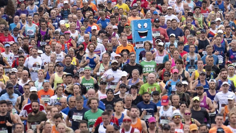 London Marathon masses in 2022