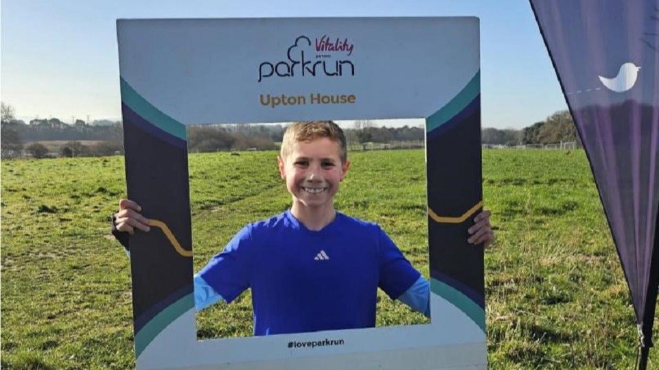 /images/2025/03/louis-robinett-at-upton-house-parkrun-920216.jpg