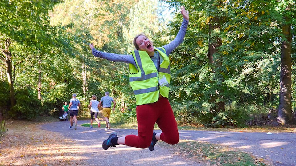 /images/2025/04/copy-vd30gv-parkrun-jumper-065491.jpg