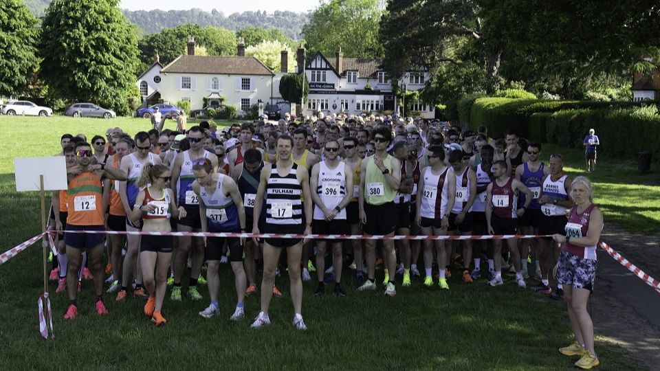 /images/2025/04/dorking-10-start-2024-823541.jpg
