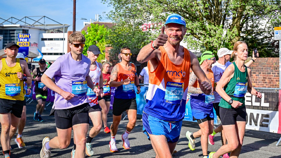 /images/2025/05/rob-burrow-marathon-copy.jpg