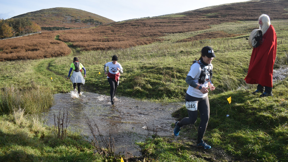 Trail Outlaws runners