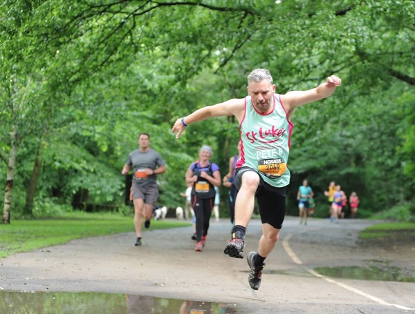 /images/enews/2018/2/roundsheffieldrun.jpg