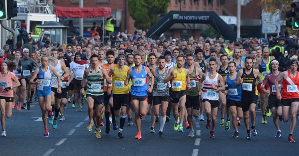 /images/enews/2019/4/wilmslowfestive10k.jpg