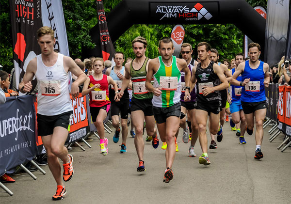 runners at the start of a marathon