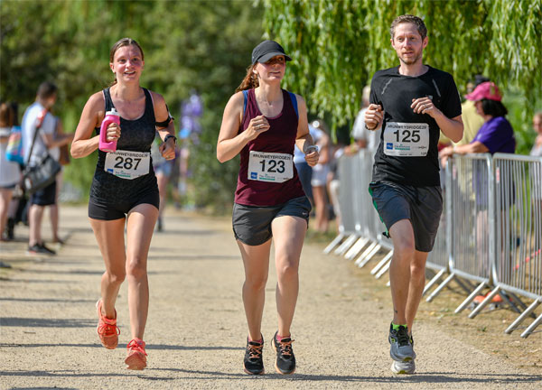 Happy runners in action at Weybridge 10K