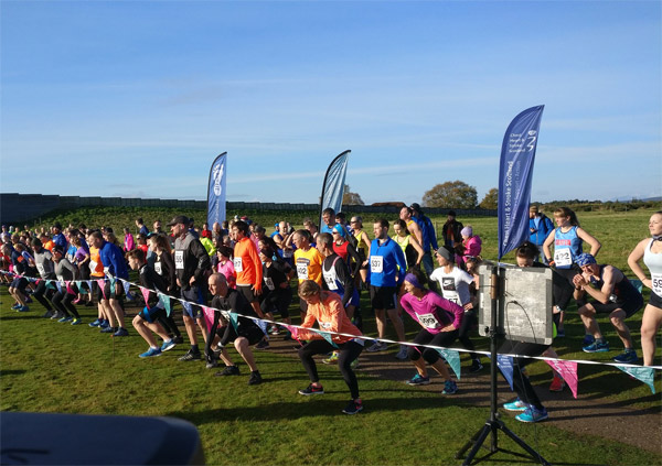 runners at the start of the Culloden Run