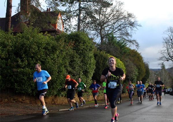 runners on pleasant Guildford avenues