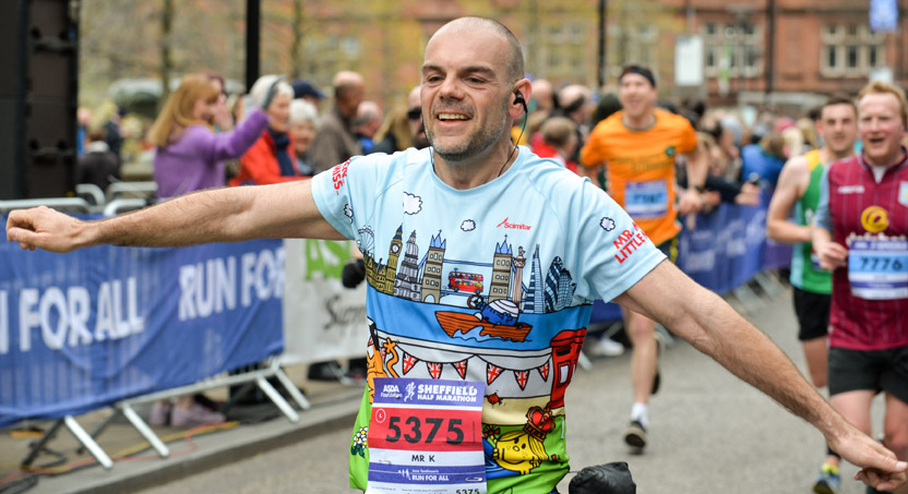 Runner 'planes' at Sheffield Half