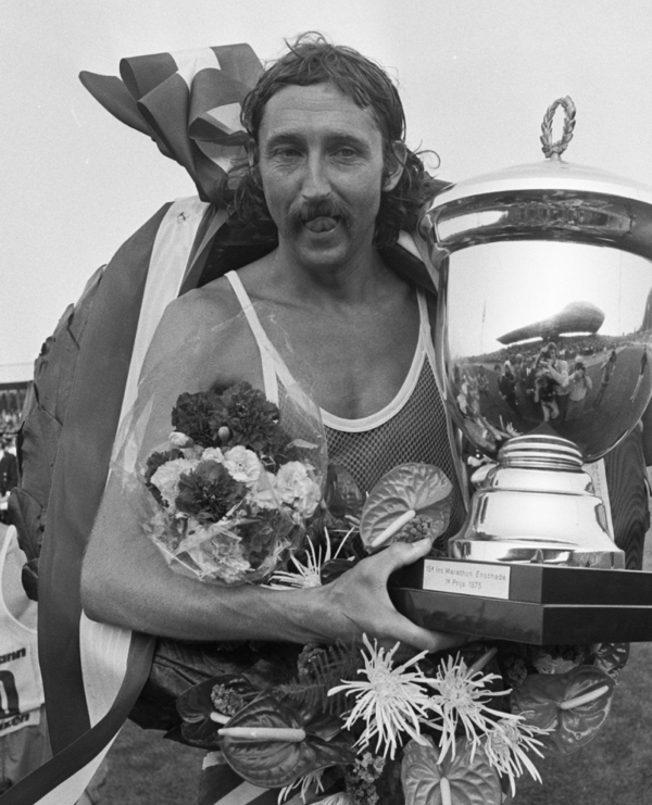 Ron Hill