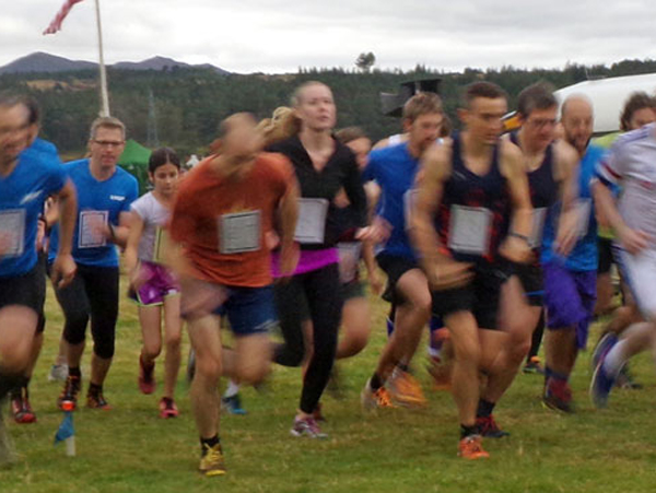 runners at the Invercharron hill race