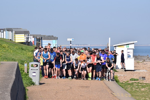 /images/news/2018/2/whitstable-parkrun-start-1.jpg