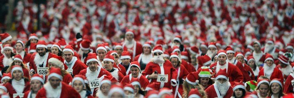 Runners At The Cleethorpes Santa Stride