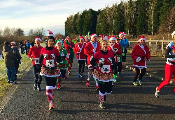 /images/news/2018/4/kent-christmas-cracker-run.jpg
