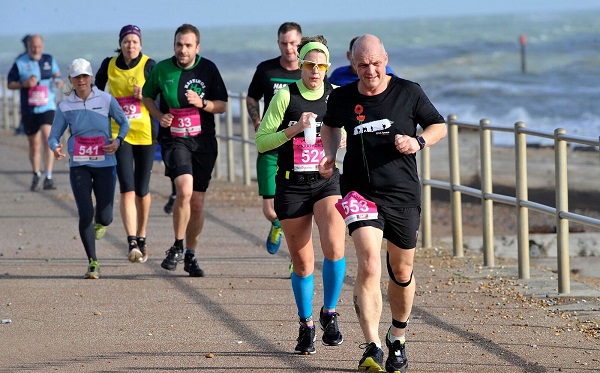 Poppy Run Half Marathon race action