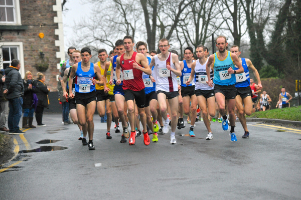 /images/news/2018/4/ribblevalley10kstart.jpg